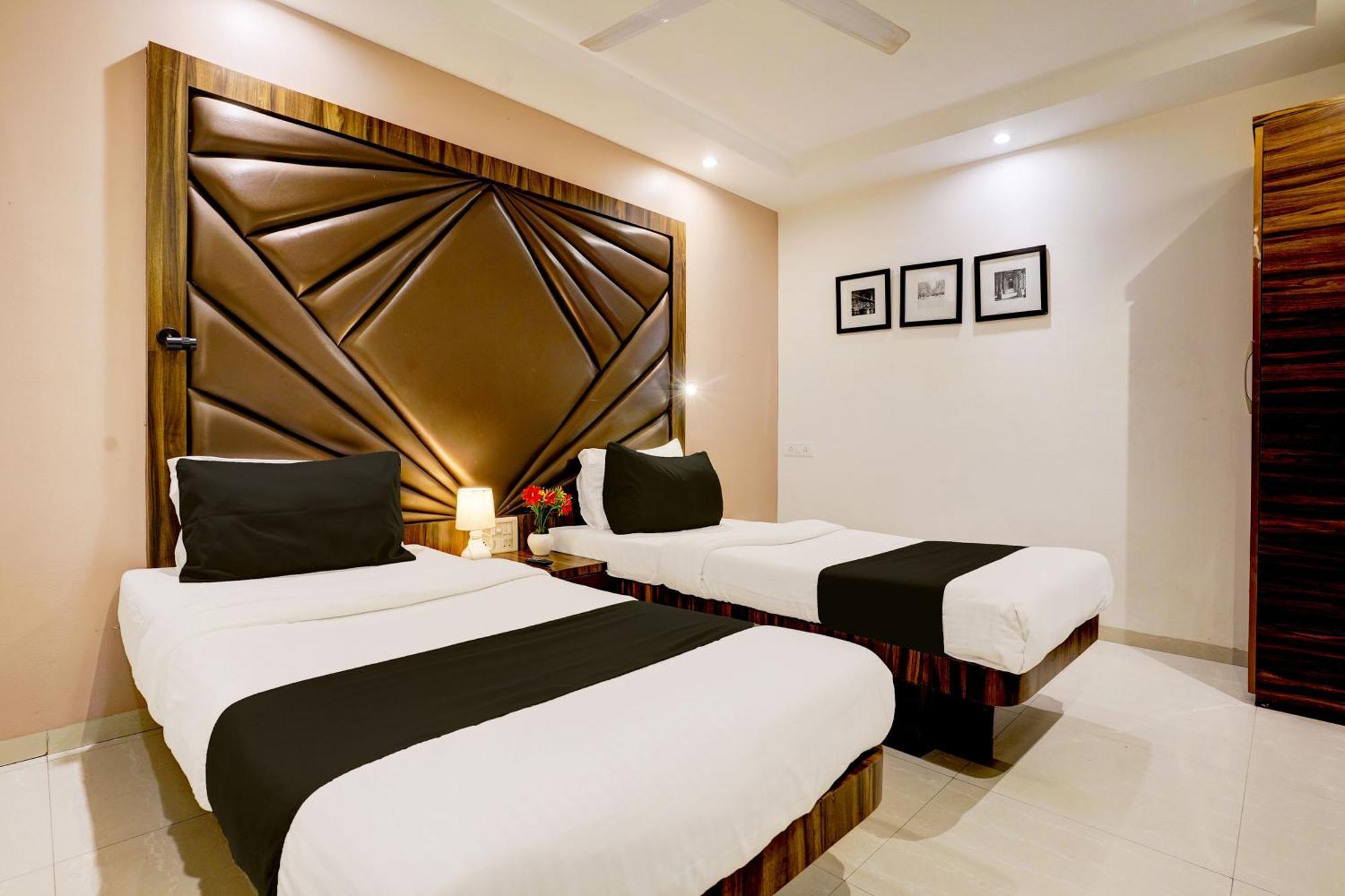 Super Hotel O Mumbai Central Formerly Park Palace Экстерьер фото